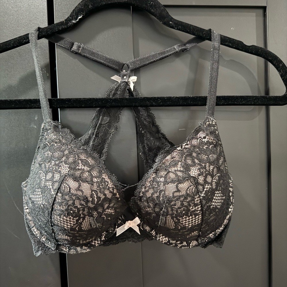 Elegant Lace Black Bra 32d